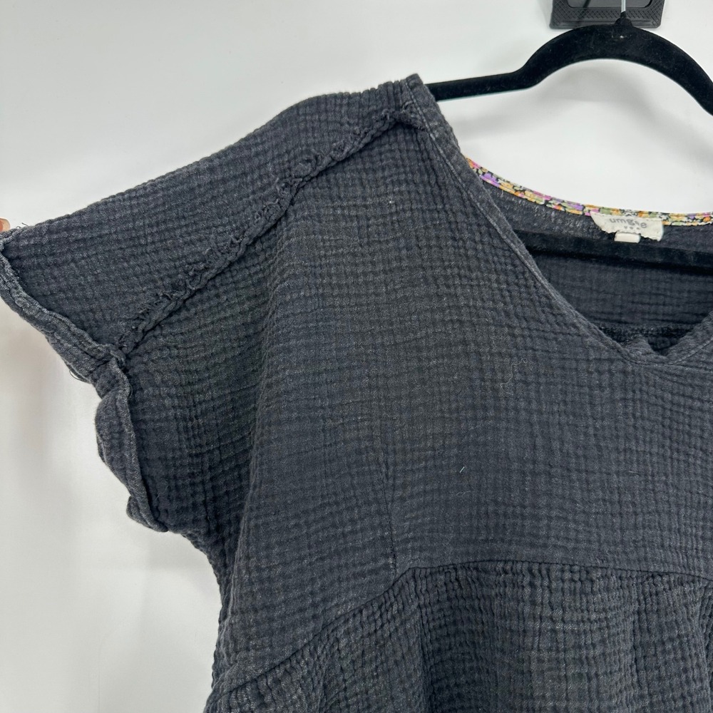 Umgee USA Boutique Black Faded Cotton Gauze V Neck Short Sleeve Shirt Frayed M - Picture 4 of 6
